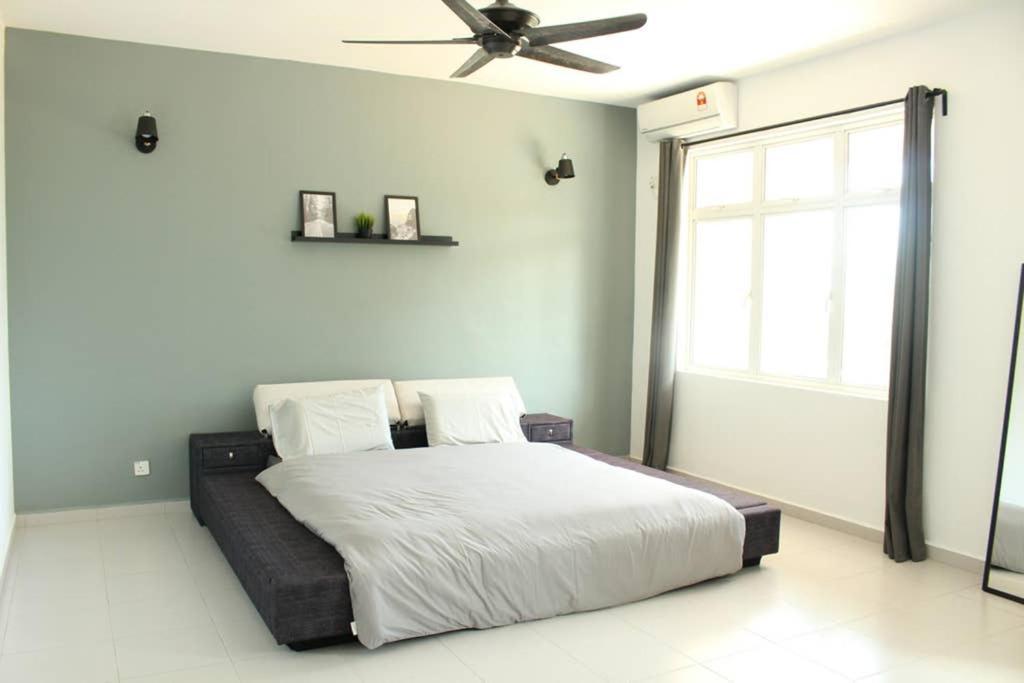 New Seaview Cozy Modern Beach House Tanjung Bungah  Luaran gambar