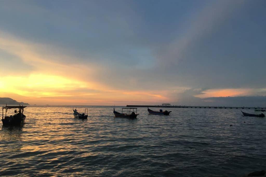 New Seaview Cozy Modern Beach House Tanjung Bungah  Luaran gambar