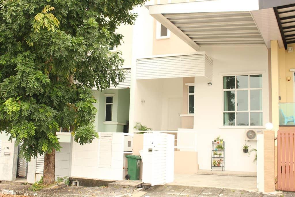 New Seaview Cozy Modern Beach House Tanjung Bungah  Luaran gambar